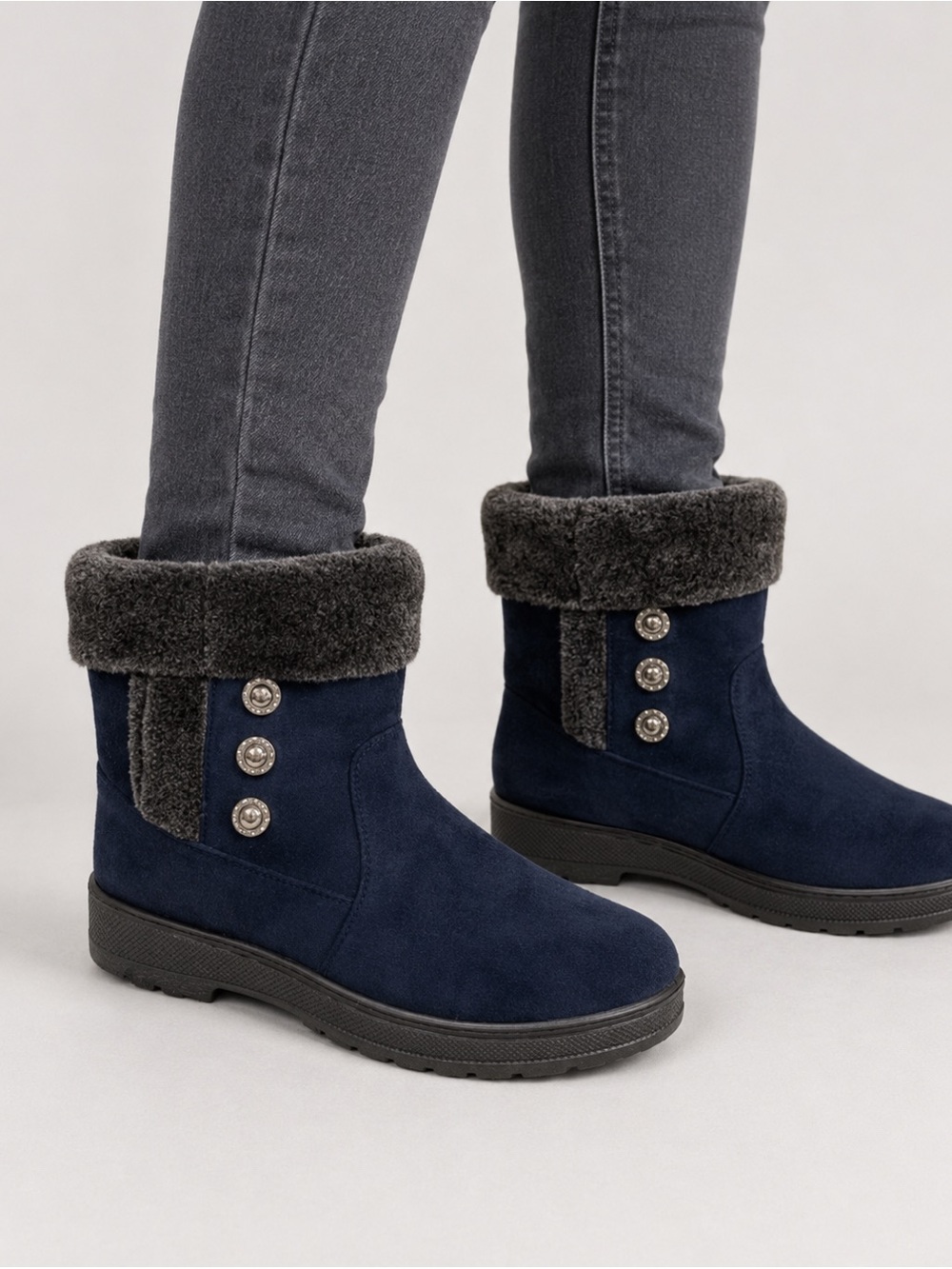 K.D.D. | Women’s Winter Boots sz 6 Insulated Microfiber NEW # box 854